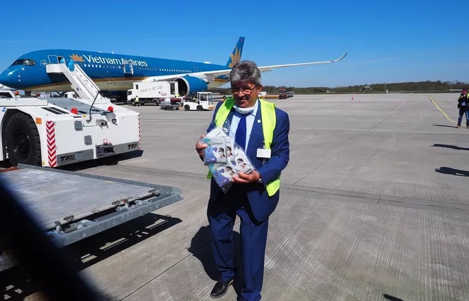 Millions of made-in-Vietnam face masks arrive in Germany