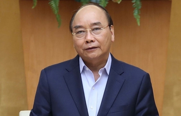 prime minister encourages vietnamese couples to get married before 30