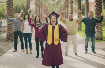 mother vietnamese american graduates from university at 52