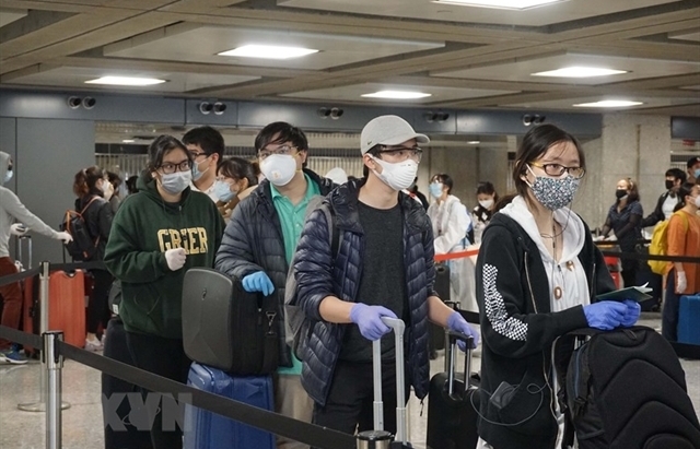 Hundreds of Vietnamese citizen return home from Europe, US