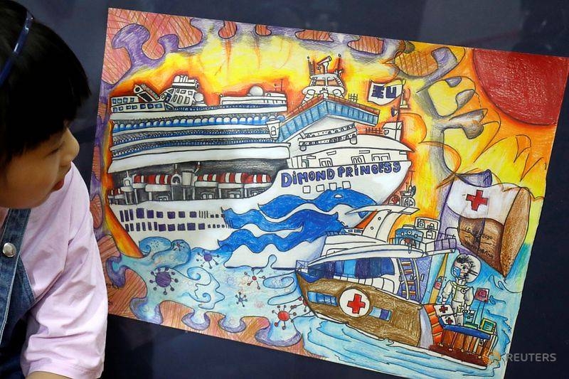 vietnamese 10 year old painter creates art from coronavirus chaos