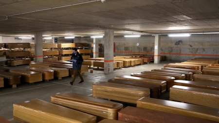 Coronavirus update: Spain sees rise in deaths