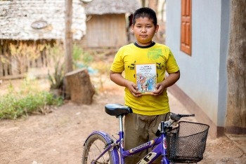 Vietnamese man breathing new life into old bicycles to help poor children Vietnamese man breathing new life into old bicycles to help poor children