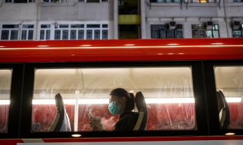 Hongkong: Masks made mandatory, Government officials work from home as coronavirus cases surge