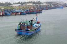 Marine communications devices provided for fishermen in Quang Ngai province