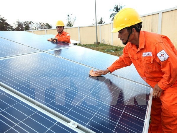 Solar panels manufacturing factory launched in Bac Giang