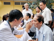 chat apps can ease social isolation for elderly people during coronavirus pandemic