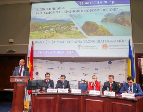 forum talks vietnam-ukraine relations in new stage hinh 0