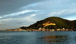 Experts discuss Dong Ho Lake conservation