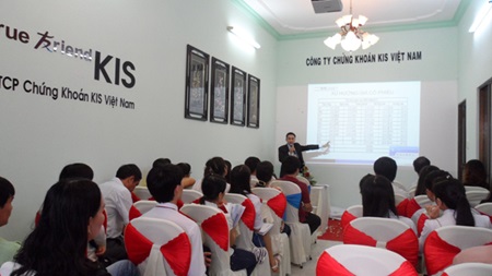 securities companies announce plans to increase their charter capital