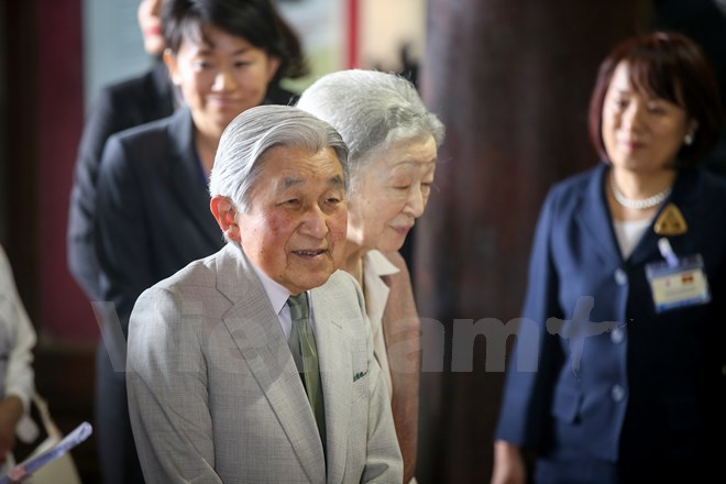 Hanoians give warm affections to Japanese Emperor and Empress