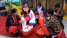 hmong patterns recognised as national intangible cultural heritage