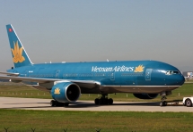 airlines offer 40 65 price cuts to stimulate domestic travel