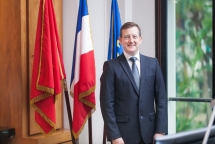 vietnam france friendship association donates 51000 masks to france