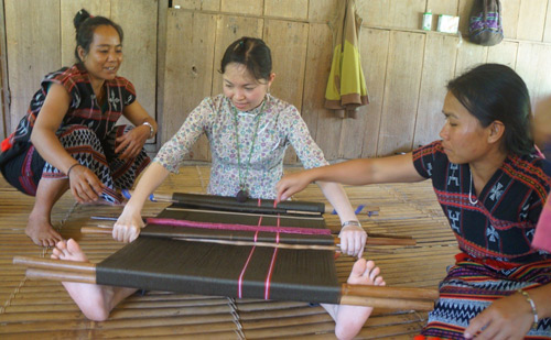 japanese funded tourism project helps vietnamese ethnic minority