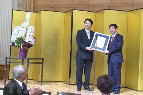 japanese doctor appointed as honorary consul of vietnam in aichi
