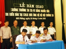 vietnamese german dr wins hanns joachim friedrichs award