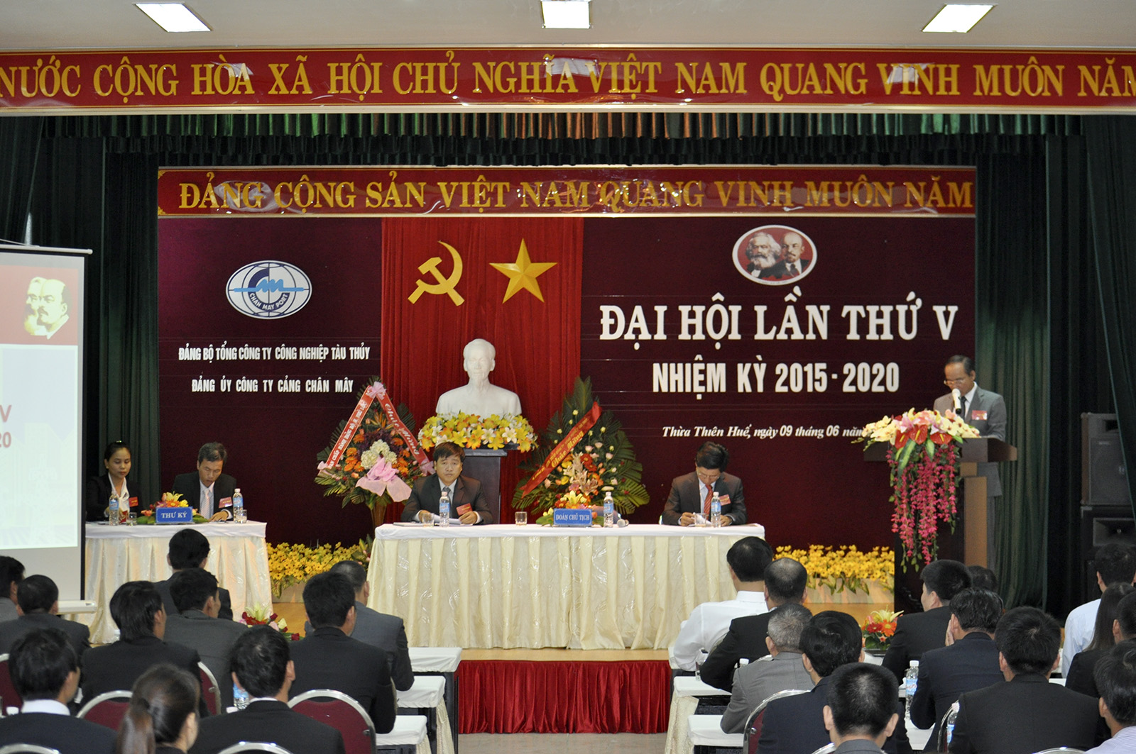Chan May Port Company holds Party Congress in term of 2015 - 2020