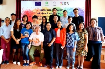 oxfam vn holds conference on lgbt rights in dak lak