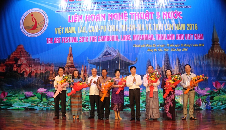 five asean countries hold art festival in vietnam