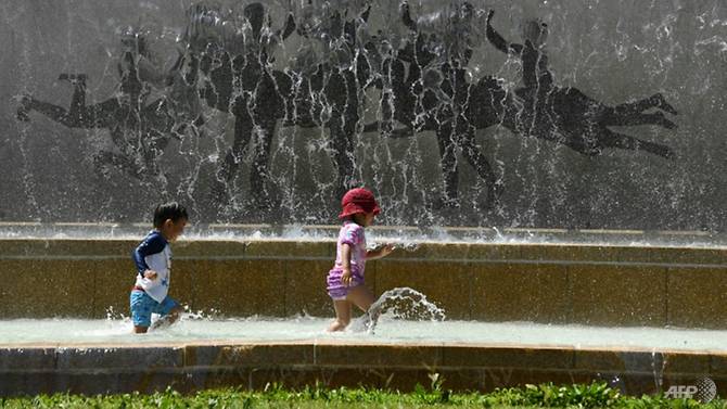 japan heatwave kills at least 15 12000 rushed to hospital