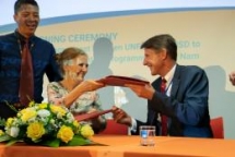 unfpa joins hands with msd to support roll out of hpv vaccination in vietnam