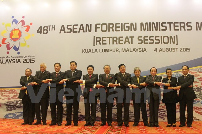 asean partners vow to boost cooperation for regional development