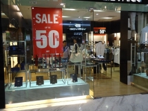 e commerce in vietnam flourishes as people limit going out during epidemic season