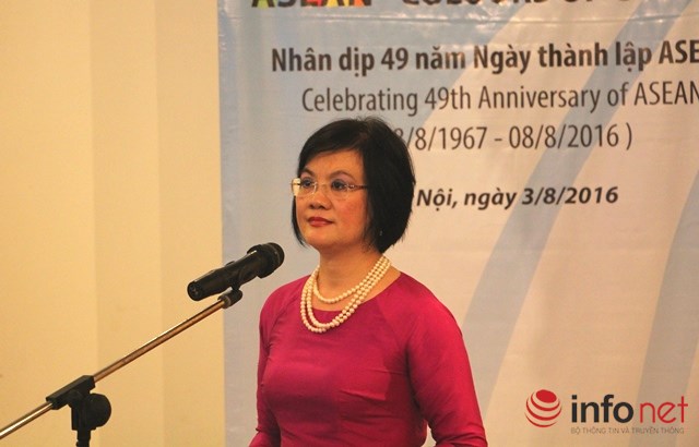 “ASEAN – Colours of Culture” exhibition opens in Hanoi