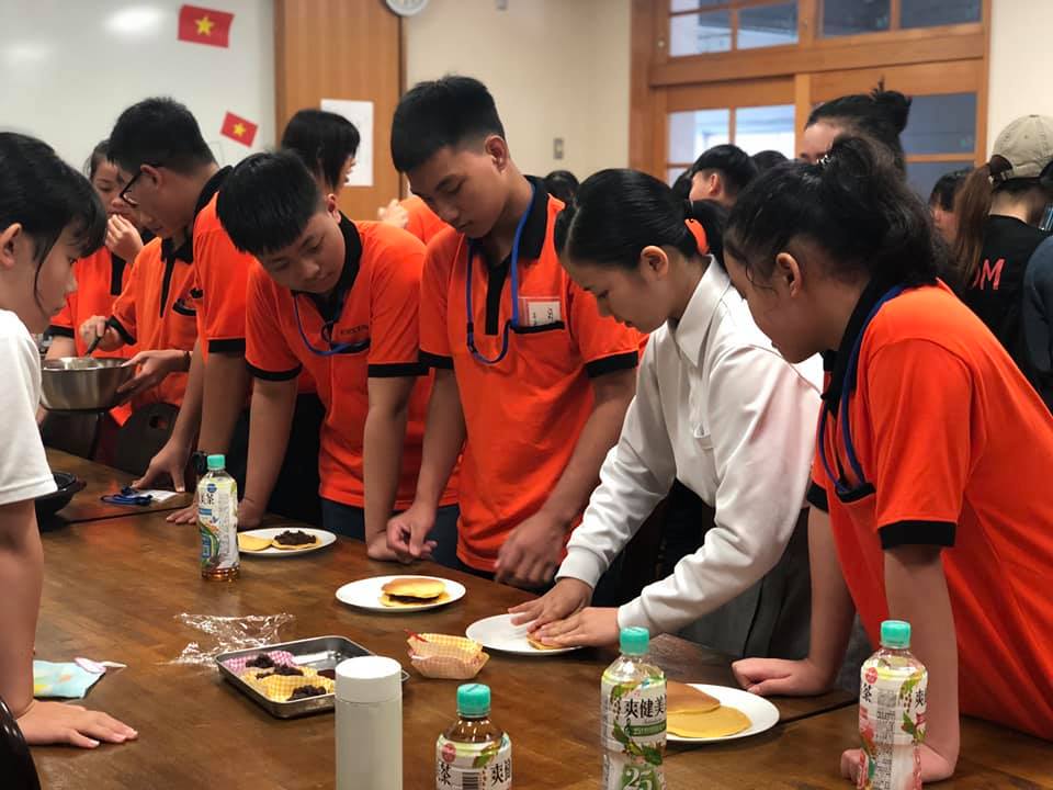Memorable friendship trip to Japan of 12 Vietnamese students