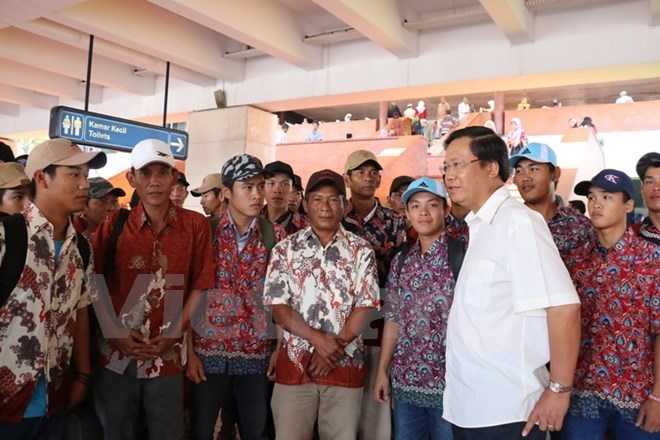 indonesia repatriates biggest number of vietnamese fishermen at sea