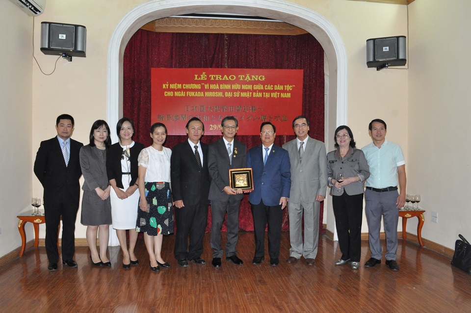 japanese ambassador honored with friendship insignia