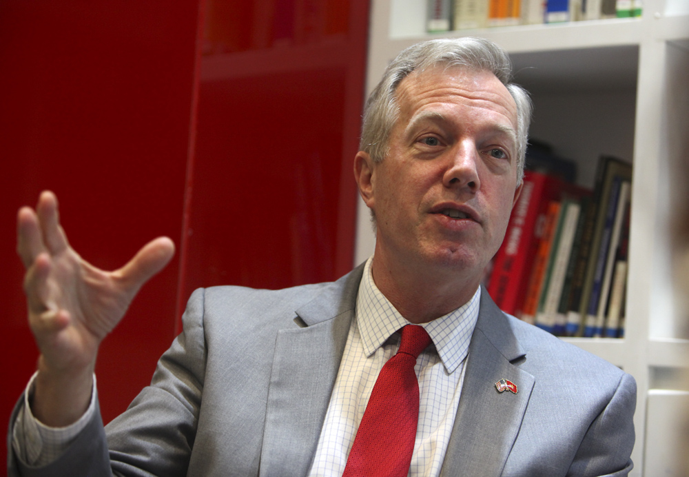 US ambassador expects to accompany third US President in Vietnam