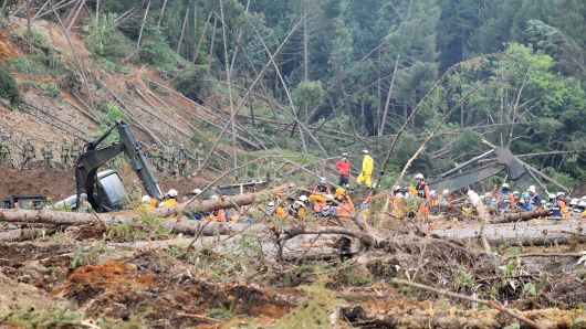 death toll from japan quake hits 44 power supply toyota output disrupted