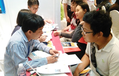 Study in Japan fair 2016 in Vietnam