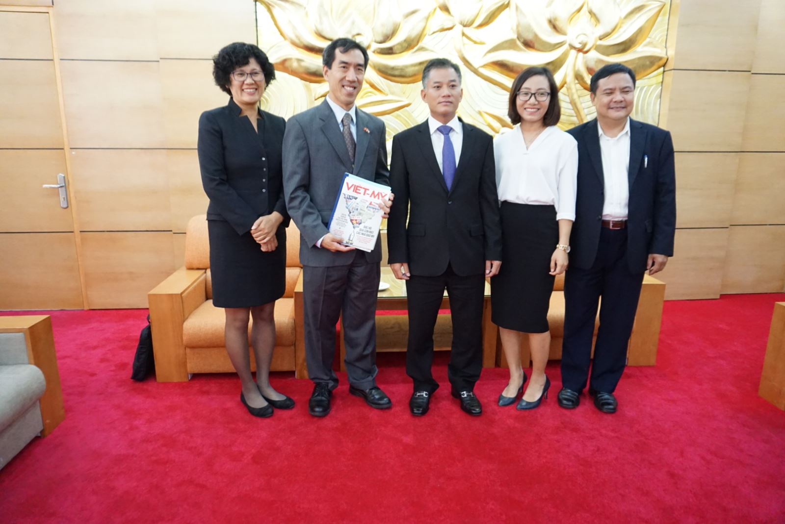 VUFO Vice Chairman receives Instutiue for Global Engagement delegation