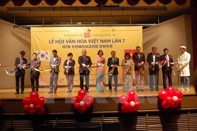 Vietnamese cultural festival in RoK contributes to bound two peoples