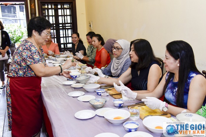 asean women explore vietnamese culinary world