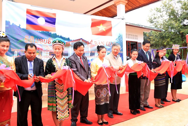 Kindergarten built in Laos as gift of Vietnamese embassy, company