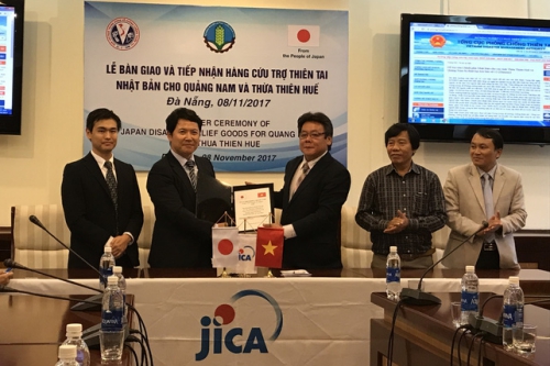 japan sends water purifiers to support flood victims in vietnam