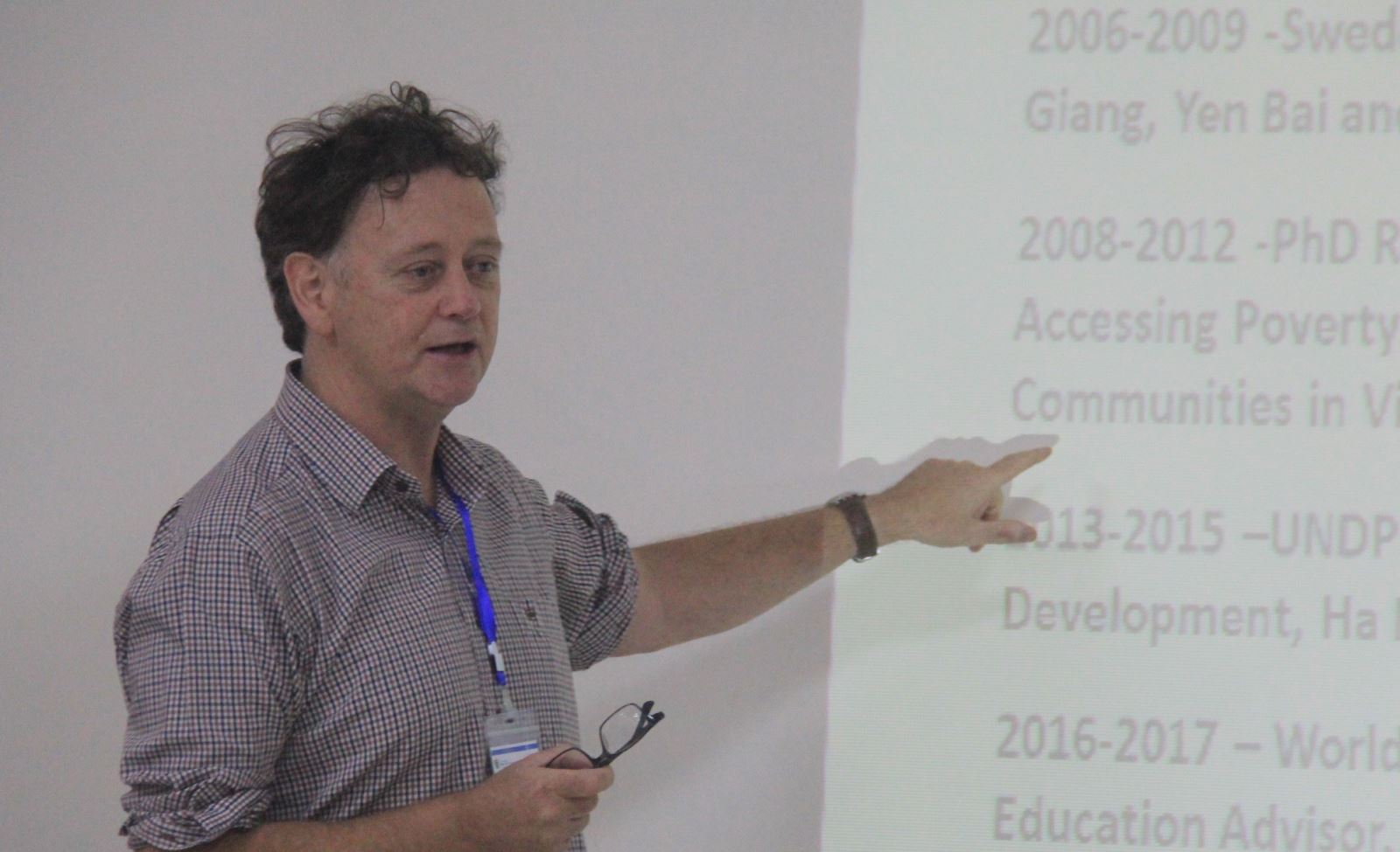 irish researcher on education for ethnic minorities a life long endeavour not a schooling experience