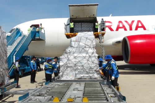 asean sends aid to typhoon victims in viet nam