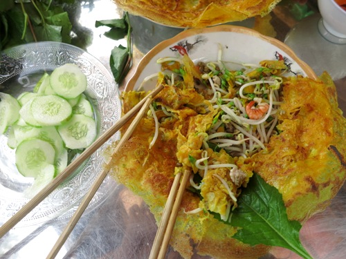 banh-xeo-bong-dien-dien-va-lu-ca-linh-chau-doc