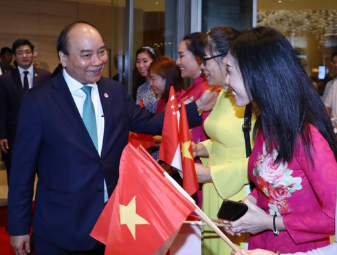pm concludes trip for 33rd asean summit in singapore