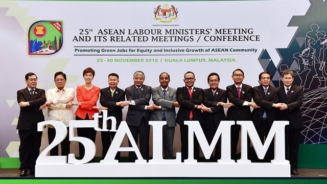 vietnam attends 25th asean labour ministers meeting