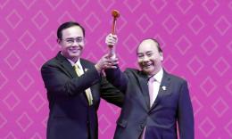 vietnam takes over asean chairmanship from thailand