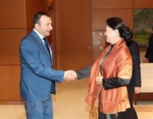 na leader praises traditional friendship with armenia