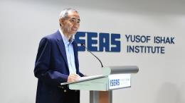 asean chairmanship offers vietnam chance to lead asean out of challenges singaporean expert