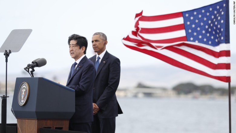 Japan's PM Abe pays historic visit to Pearl Harbor with Obama